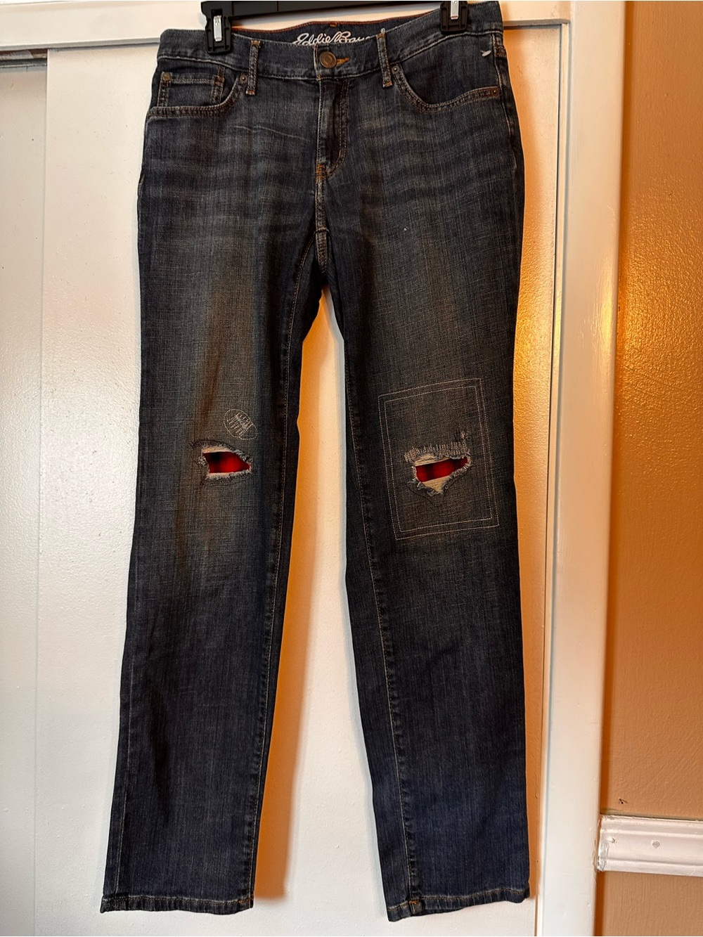 Eddie Bauer Women's Dark Blue Straight Jeans with Red Patch Detail